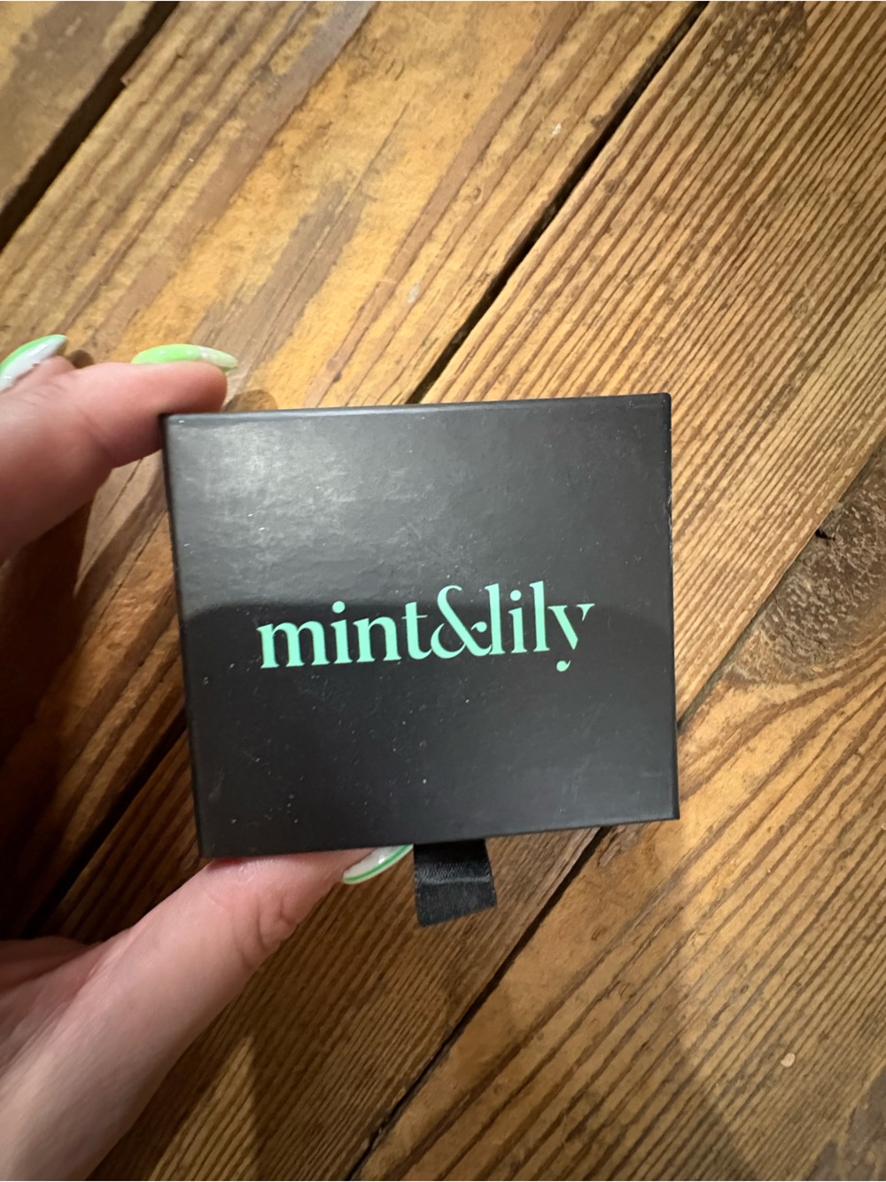 mint&lily Mint Green Women's Bracelet - Elegant Everyday Style